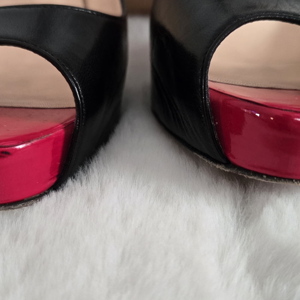 Very Prive Christian Louboutin Black Peep Toe Heels - Picture 7 of 11